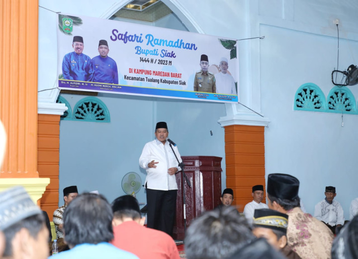 Safari Ramadhan di Kecamatan Tualang Bupati Alfedri Sampaikan Pelayanan Tidak Pakai Lamo