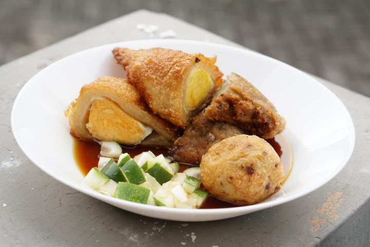 Sejarah Makanan Populer Sumatera Selatan, Pempek Palembang