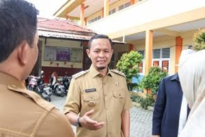 Pelaku Usaha di Pekanbaru Diwajibkan Ganti Kantong Plastik dengan Bahan Ramah Lingkungan