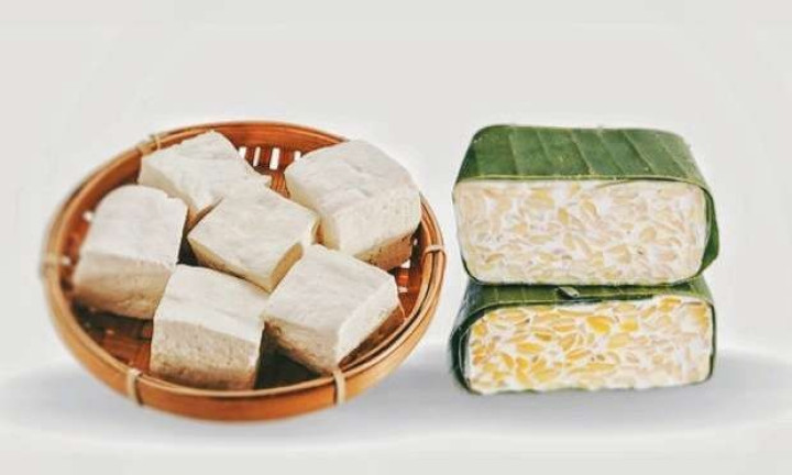 Efek Domino Rupiah Melemah, Harga Bahan Baku Naik dan Ukuran Tahu Terpaksa Diperkecil