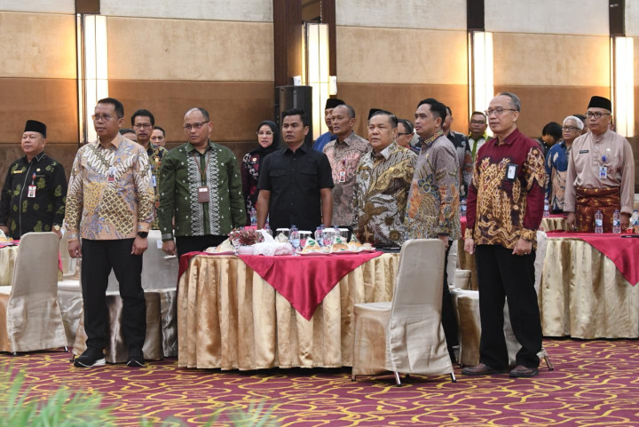 Plt Gubri Dorong Perusahaan di Riau Gunakan BRK Syariah