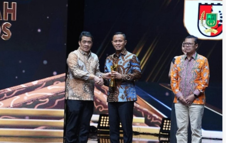 Wali Kota Agung Nugroho Terima Penghargaan Pemimpin Daerah Award 2026