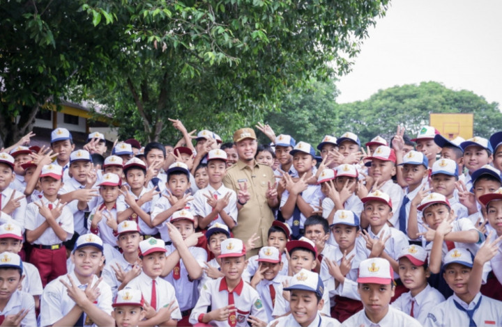 Pemko Pekanbaru Upayakan Seragam Sekolah Gratis Bisa Segera Disalurkan